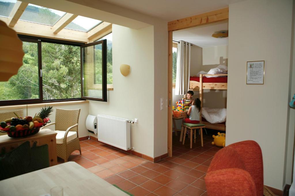 Ortners Mauerwirt - Leistbarer Luxus Apartment Бад Клайнкирххайм Екстериор снимка