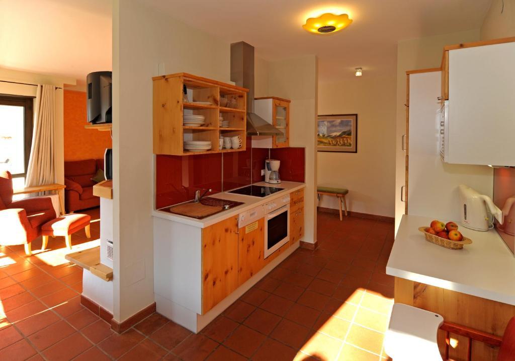 Ortners Mauerwirt - Leistbarer Luxus Apartment Бад Клайнкирххайм Екстериор снимка